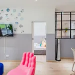 Kuenstlicheres Apartment Am Mauerpark Appartamento Berlino