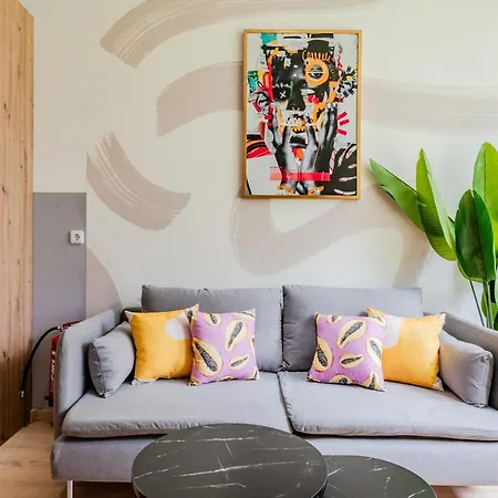 Kuenstlicheres Apartment Am Mauerpark شقة