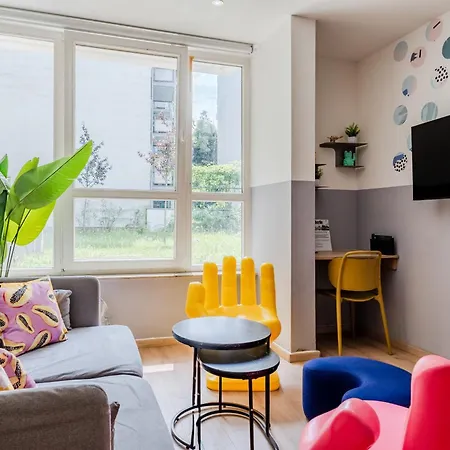 Künstlicheres Apartment am Mauerpark