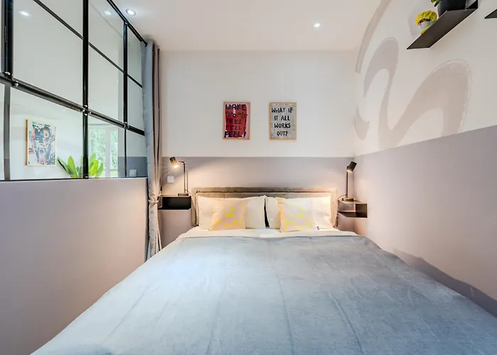 Kuenstlicheres Apartment Am Mauerpark * برلين