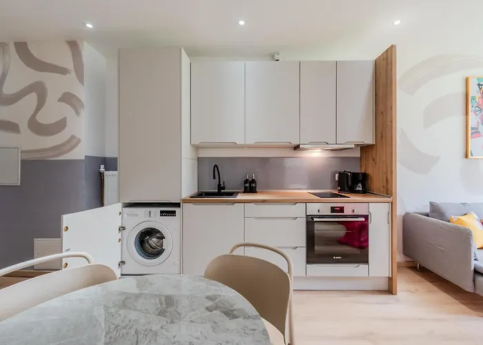 Kuenstlicheres Apartment Am Mauerpark شقة