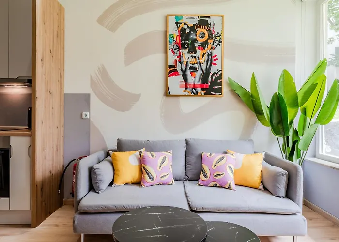 Kuenstlicheres Apartment Am Mauerpark شقة