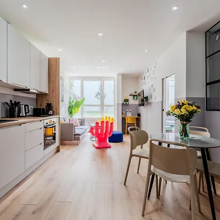 Artsy In - Self Check In Apartamento